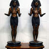 Due figure in bronzo, stile egiziano 